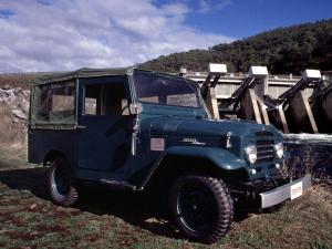 Toyota Land Cruiser 20 Canvas Top (BJ25) 1955 года